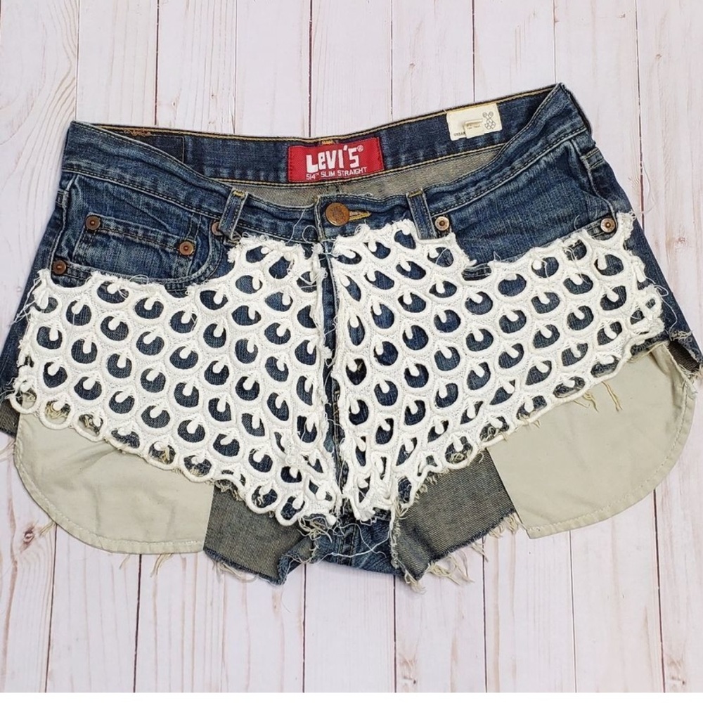 LEVIS x URBAN RENEWAL shorts upcycled 514 crochet cutoff denim L